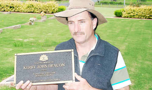 Danny Mason had to scrape together his pennies to pay for his Vietnam Veteran brother’s funeral. Danny Mason had to scrape together his pennies to pay for his Vietnam Veteran brother’s funeral.